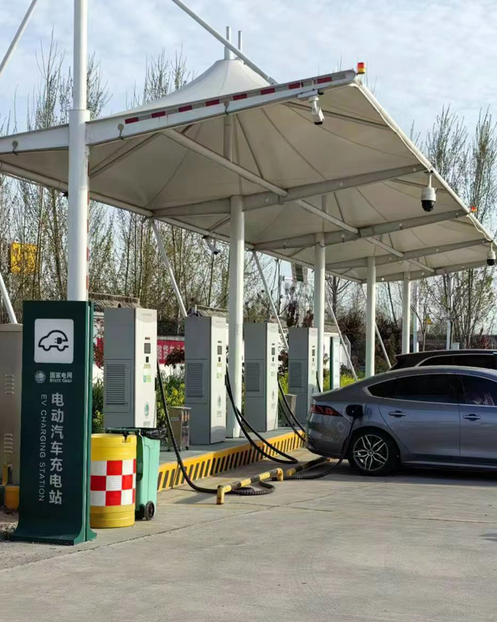 高速服务区新能源充电桩运维